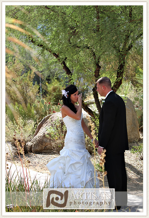 bride and groom private moment at the botanical gardens